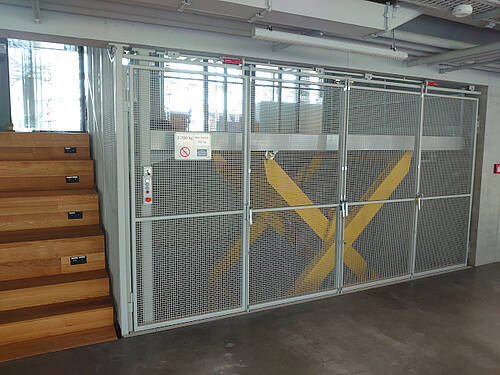 Goods Lift for Textile Machinery