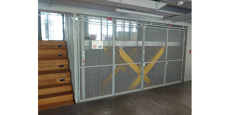 Goods Lift for Transporting Heavy Textile Machinery