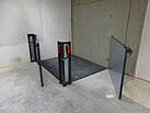 Flexible Corner Loading of a Goods Lift Platform