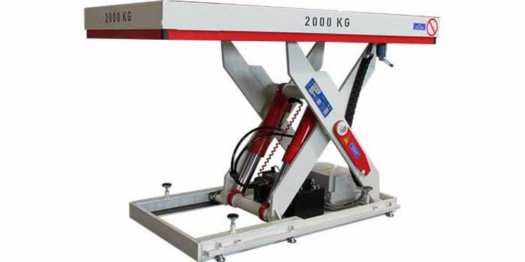 Scissor lift table for 2,000 kg