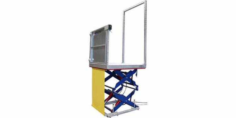 Double scissor lift table as a simplified goods lift