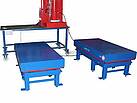 Lift table combination with flow divider