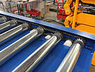 Detailed view of the powered roller conveyor