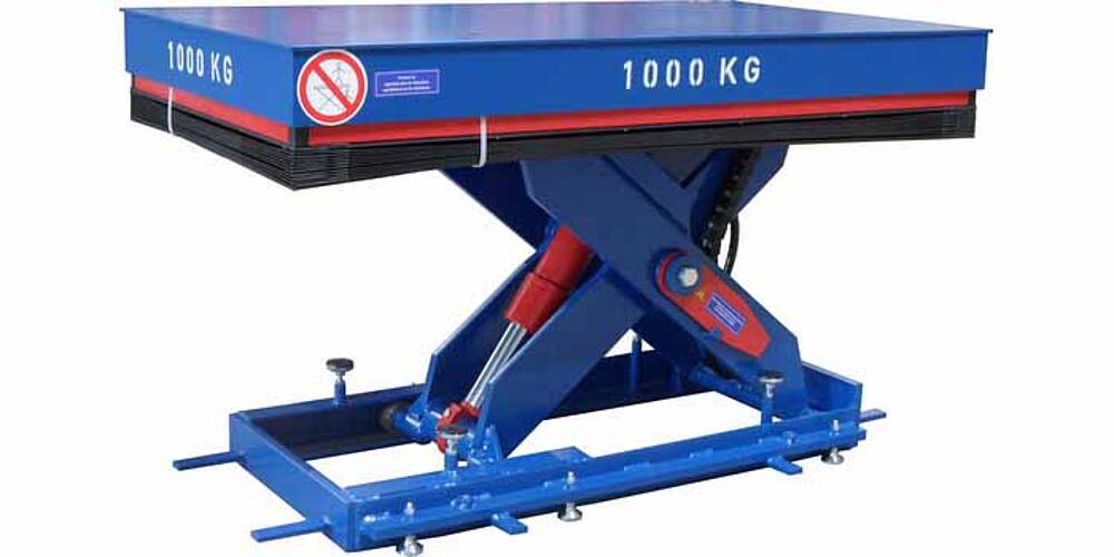 Hydraulic lift table with highest precision