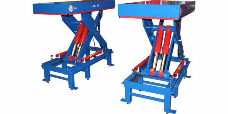 Lift table combination with flow divider