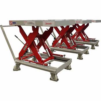 Mobile lift table in serial production